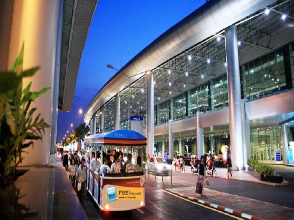 Impact Muang Thong Thani Service Condominium Bangkok Exterior foto